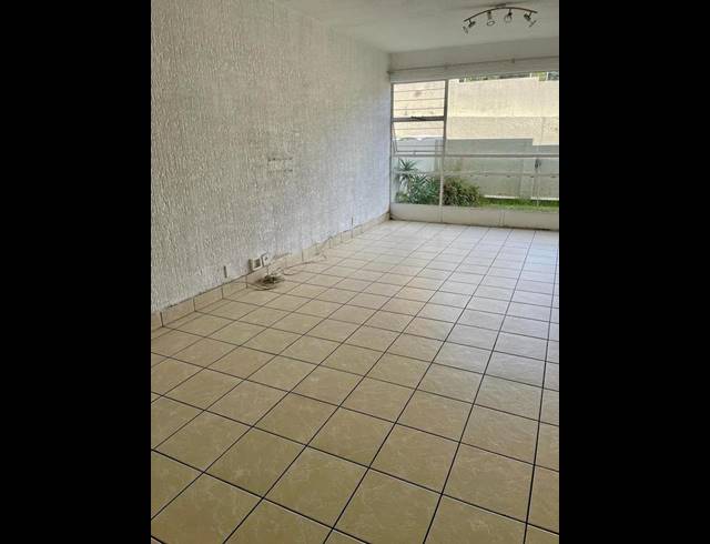 3 BEDROOM TOWNHOUSE FOR SALE IN BRAMLEY PARK